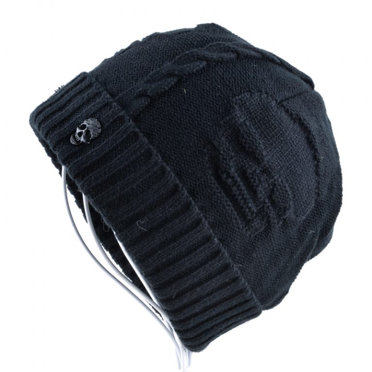 Unisex Winter Hat with Skulls