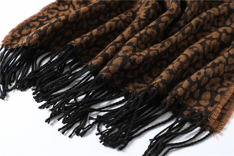 Women's Leopard Print Winter Scarf