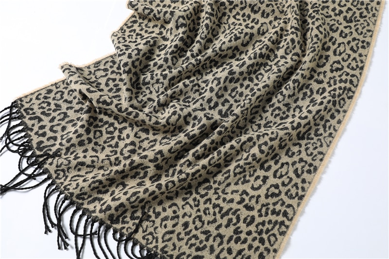 Women's Leopard Print Winter Scarf