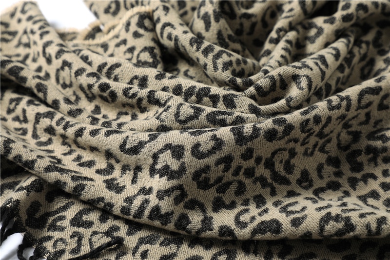 Women's Leopard Print Winter Scarf