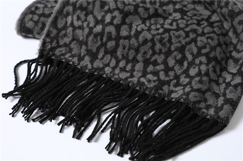 Women's Leopard Print Winter Scarf
