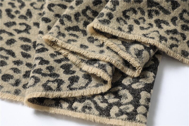 Women's Leopard Print Winter Scarf