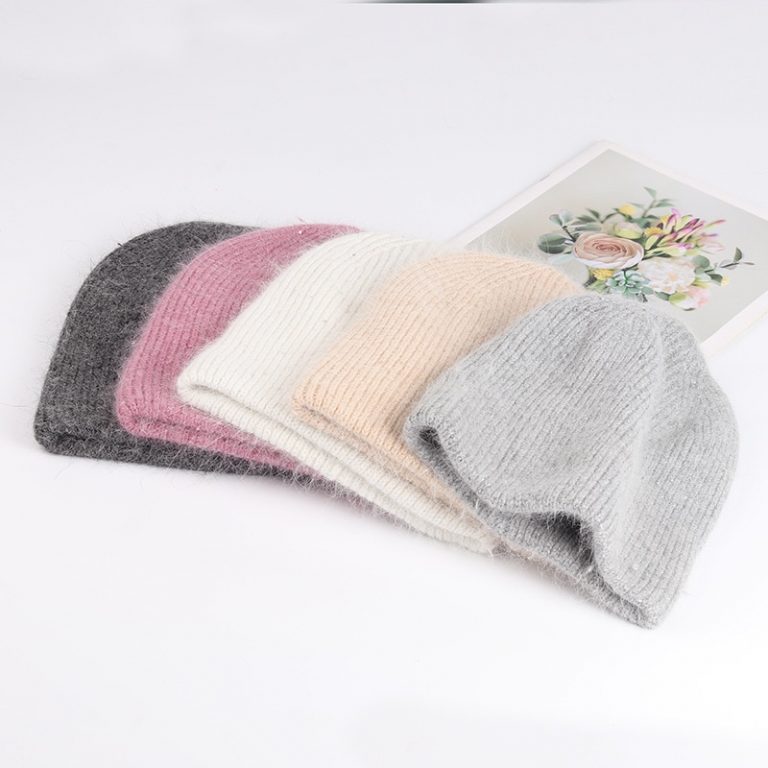Women’s Rabbit Fur Winter Beanie