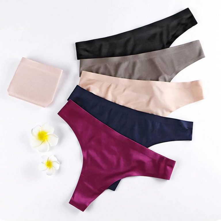 Set of 3 Seamless Women’s Thongs